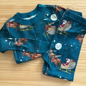 Hanna Andersson Christmas Santa’s Reindeer Pajamas, 2 Piece Set